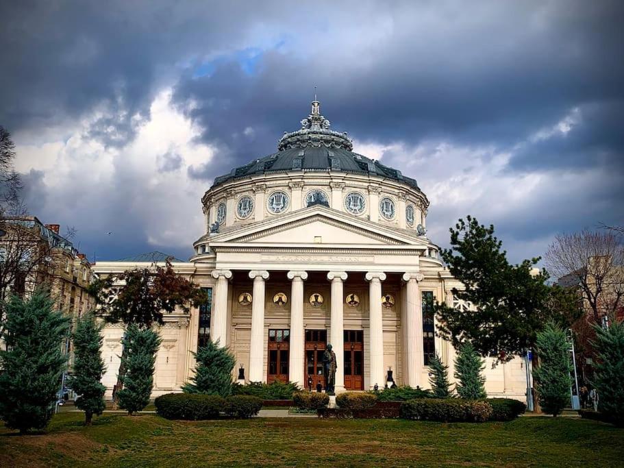 Ultracentral Lovely Place -Your Home Away From Home Бухарест Екстер'єр фото